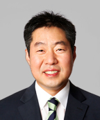   정 봉 영 교수