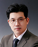 김 재 훈 교수